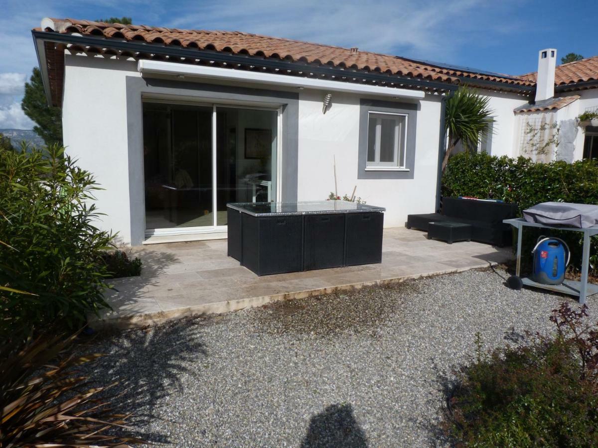 Les Cigales Apartment Alleins Luaran gambar