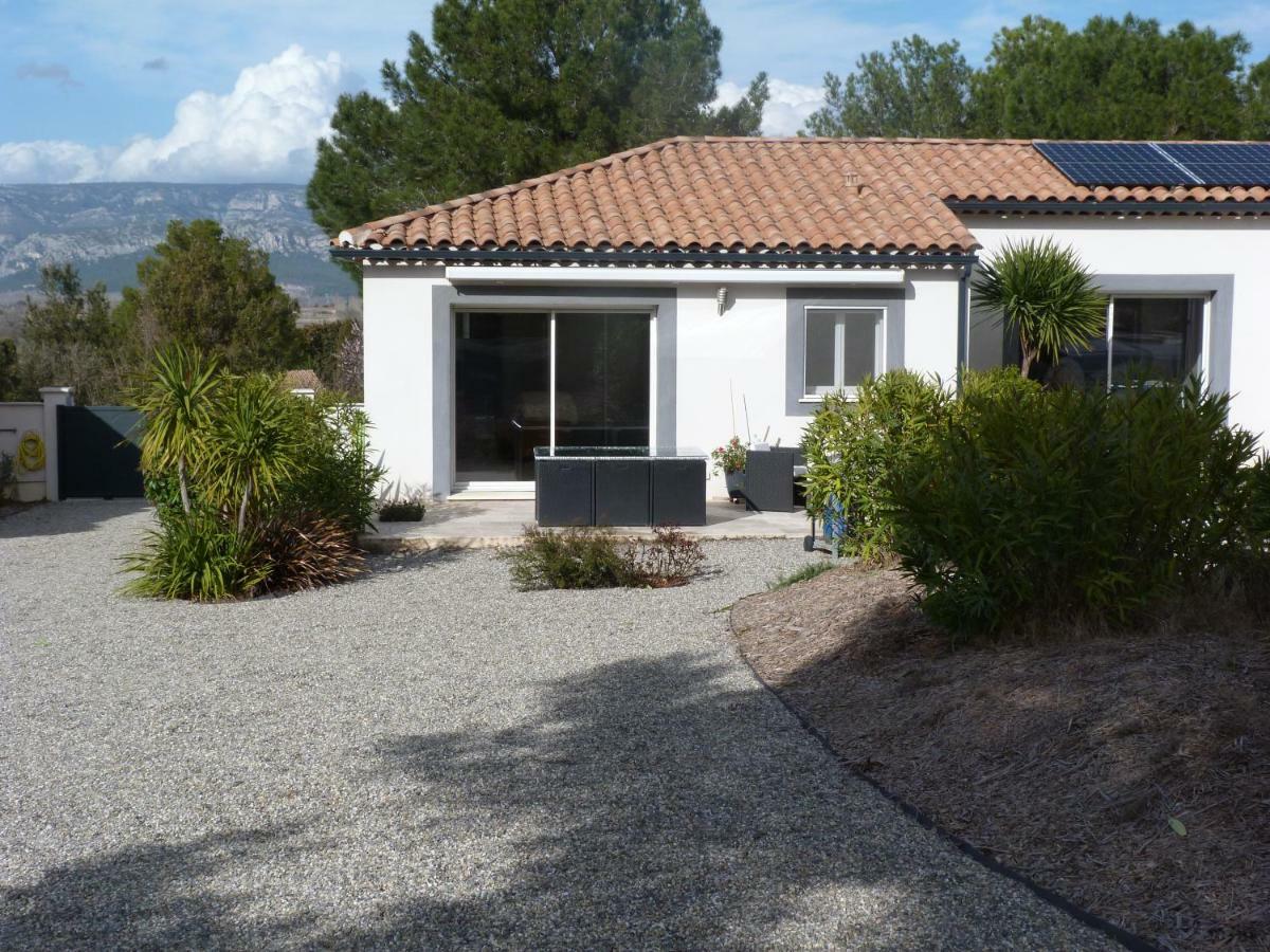 Les Cigales Apartment Alleins Luaran gambar