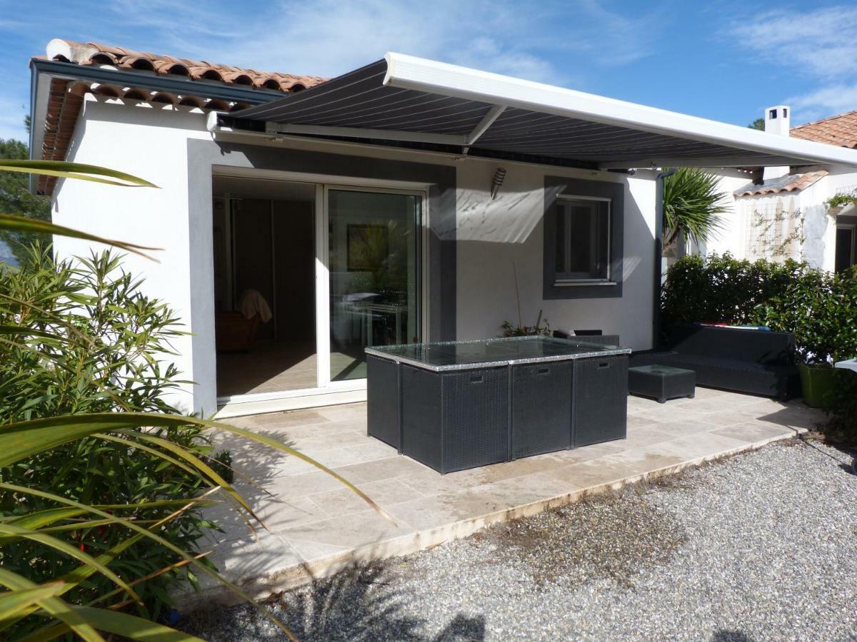 Les Cigales Apartment Alleins Luaran gambar